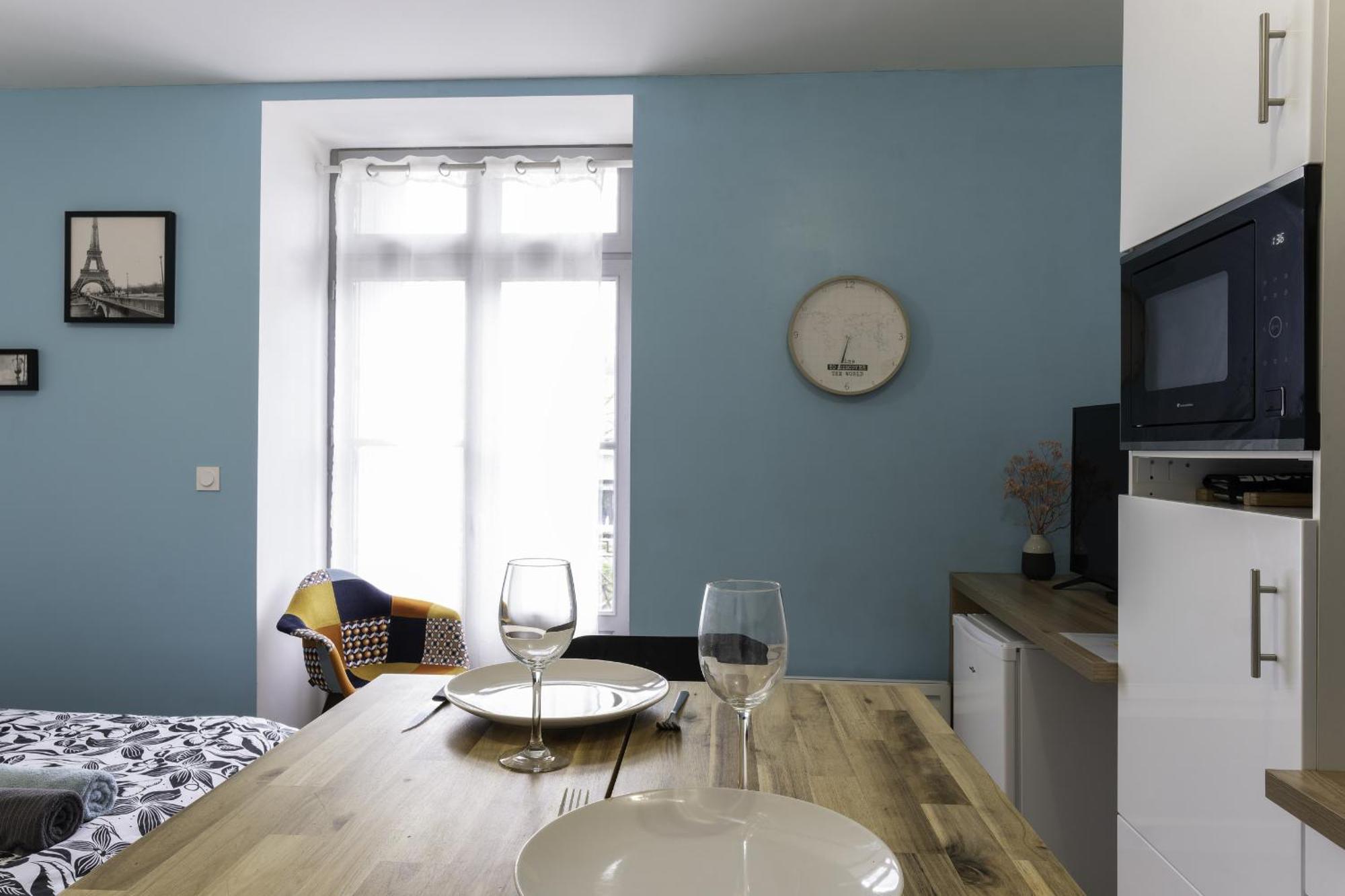Segre Centre ✰ Studio ✰ 24M² ✰ Cuisne ✰ Wifi ✰ Tout Neuf! Eksteriør bilde